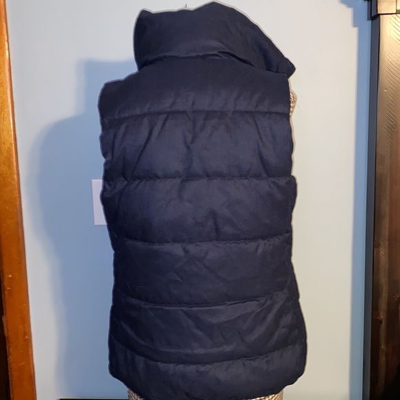 Old Navy puffer vest - Picture 2 of 4